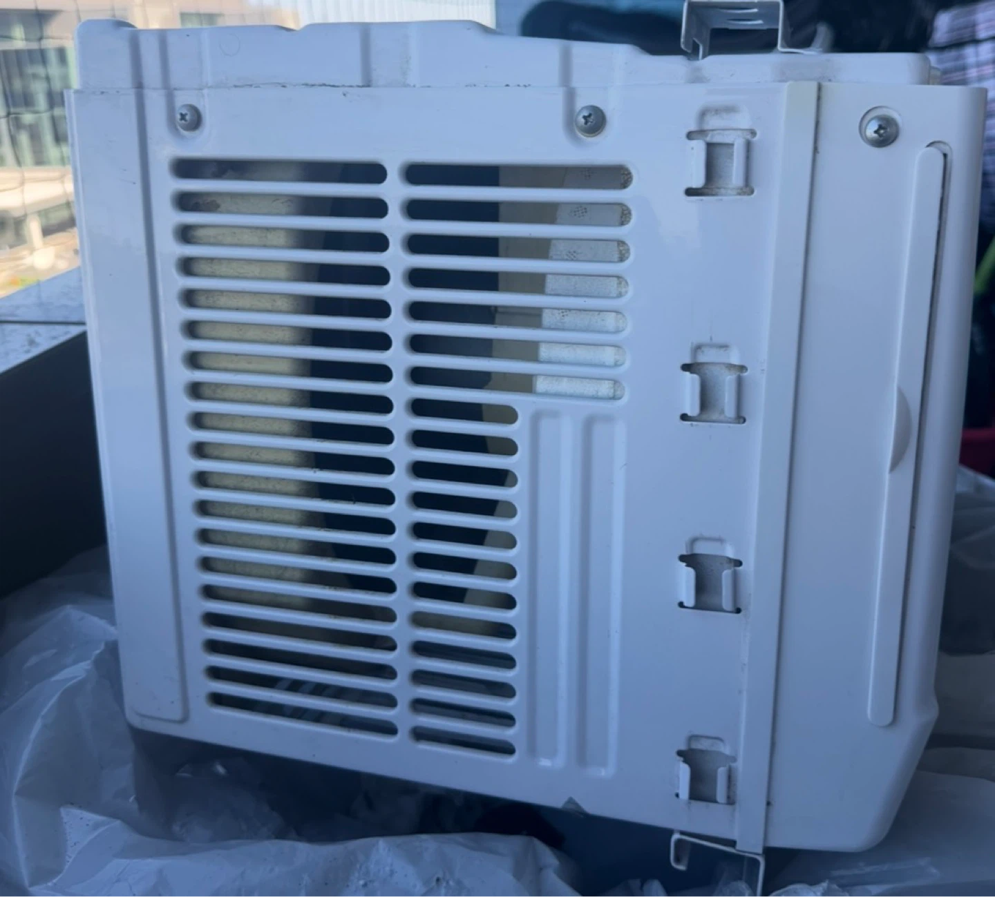 Danby Window Air Conditioner - photo 3