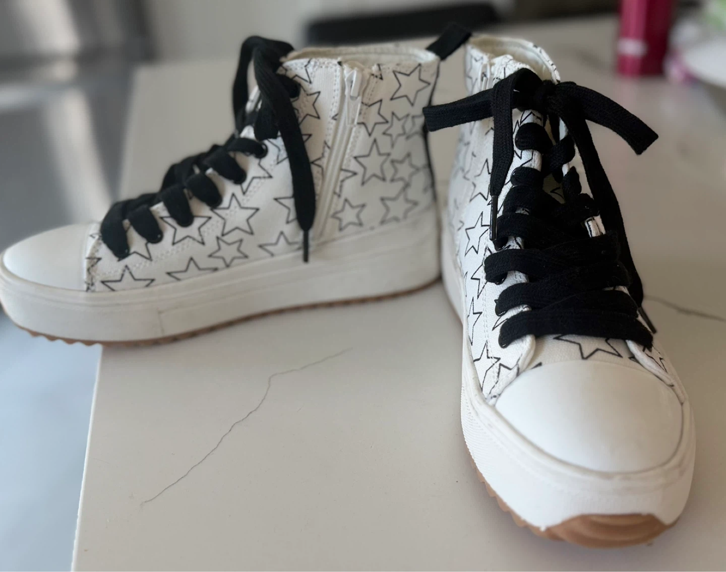 White High-Top Sneakers with Black Stars - photo 2