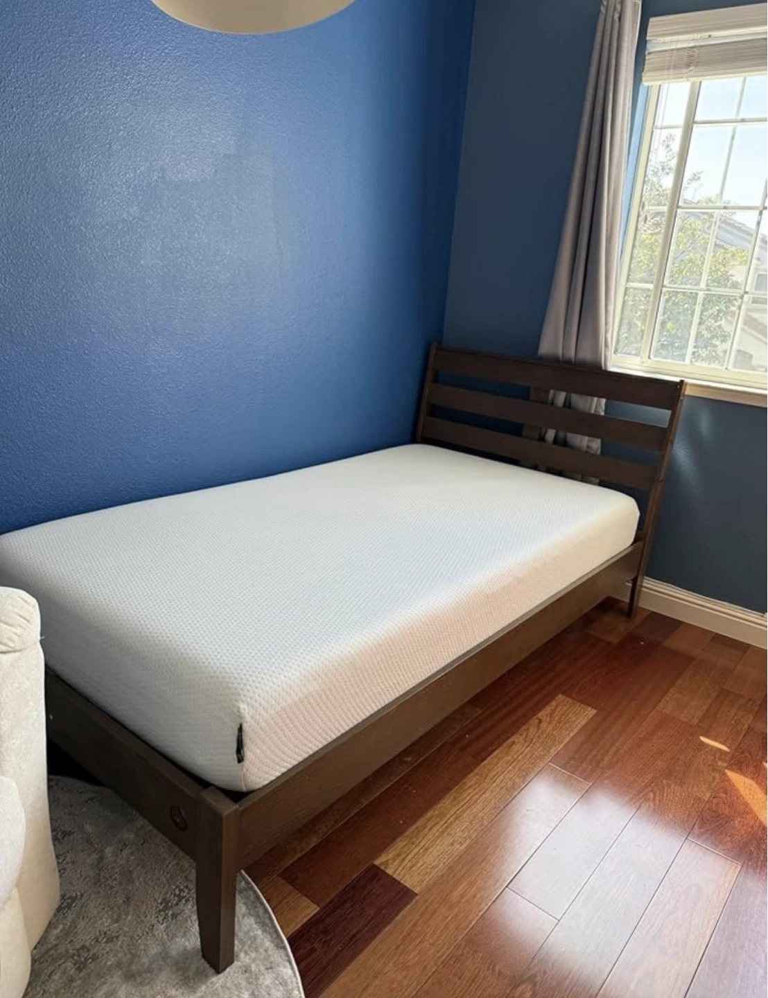 Zinus memory foam mattress twin xl 10 inch