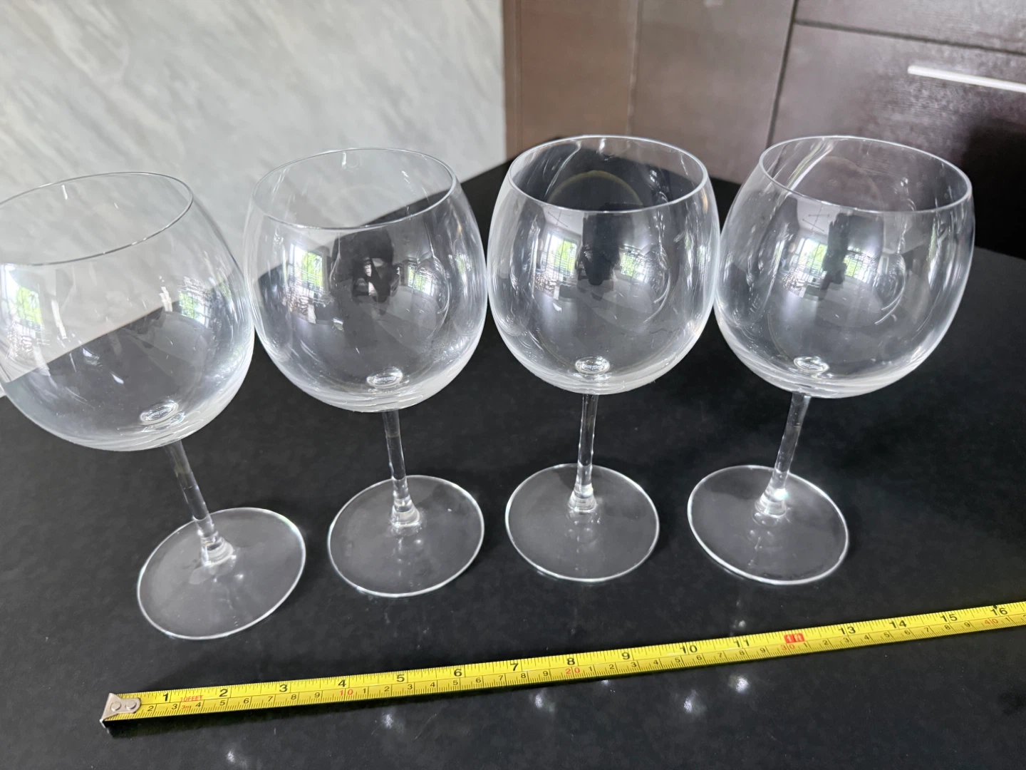 Set of 4 Clear Wine Glasses - photo 4