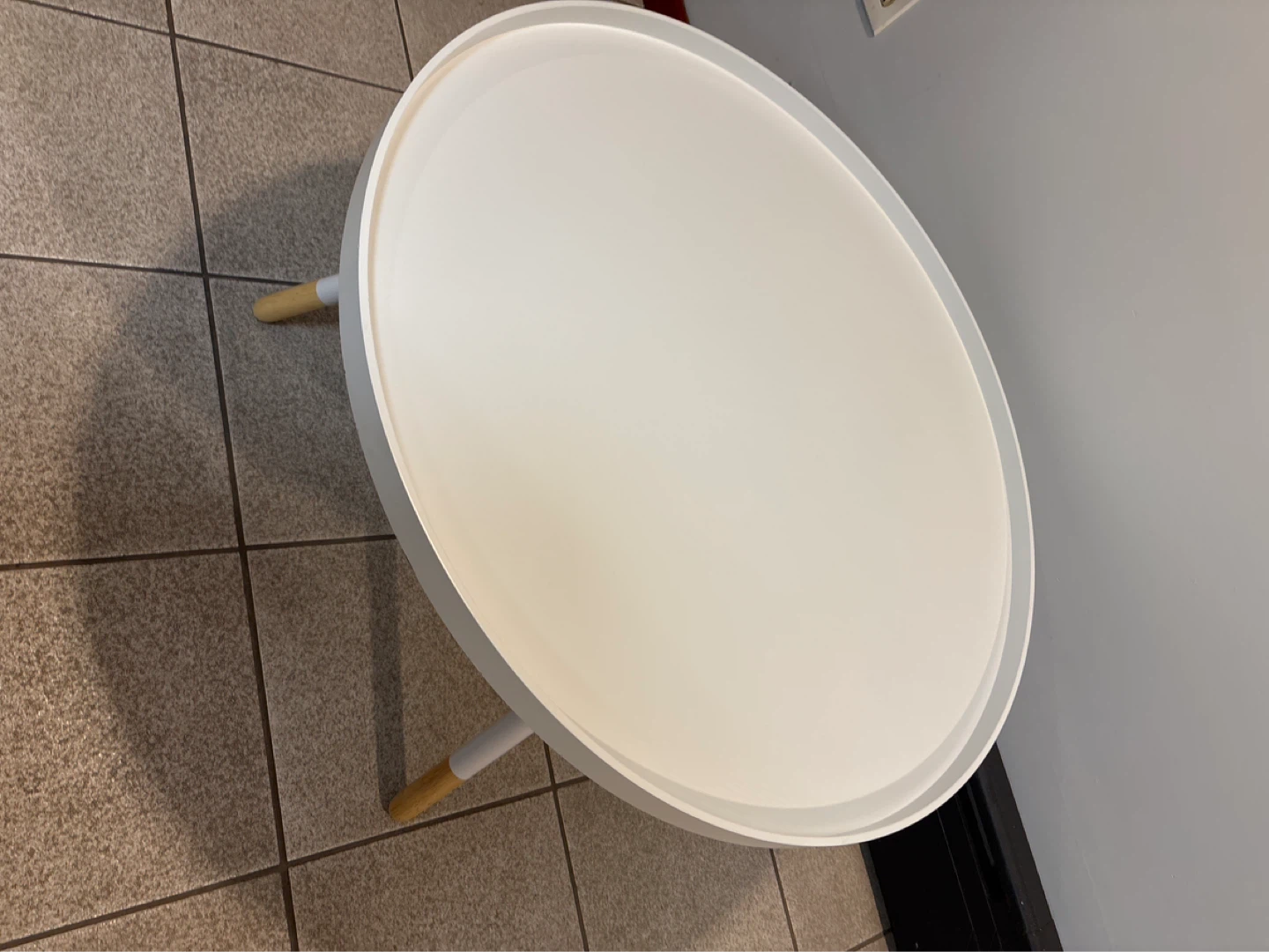 White Oval Tray Table with Wood Legs - photo 2