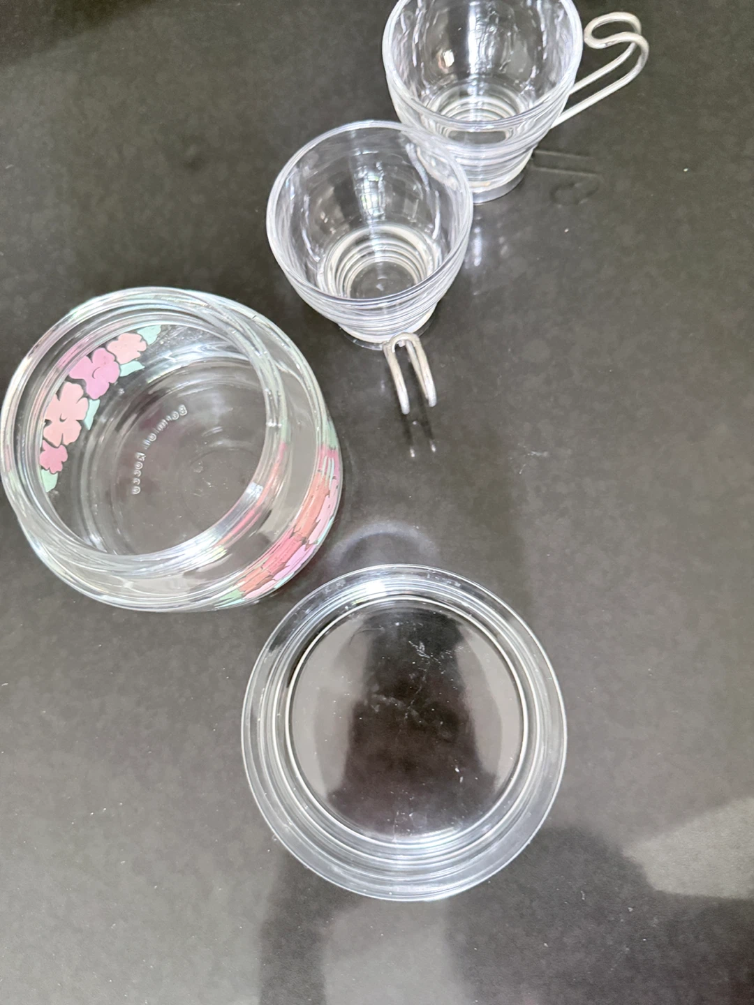 Glass jar with floral design and 2 espresso cups - photo 5