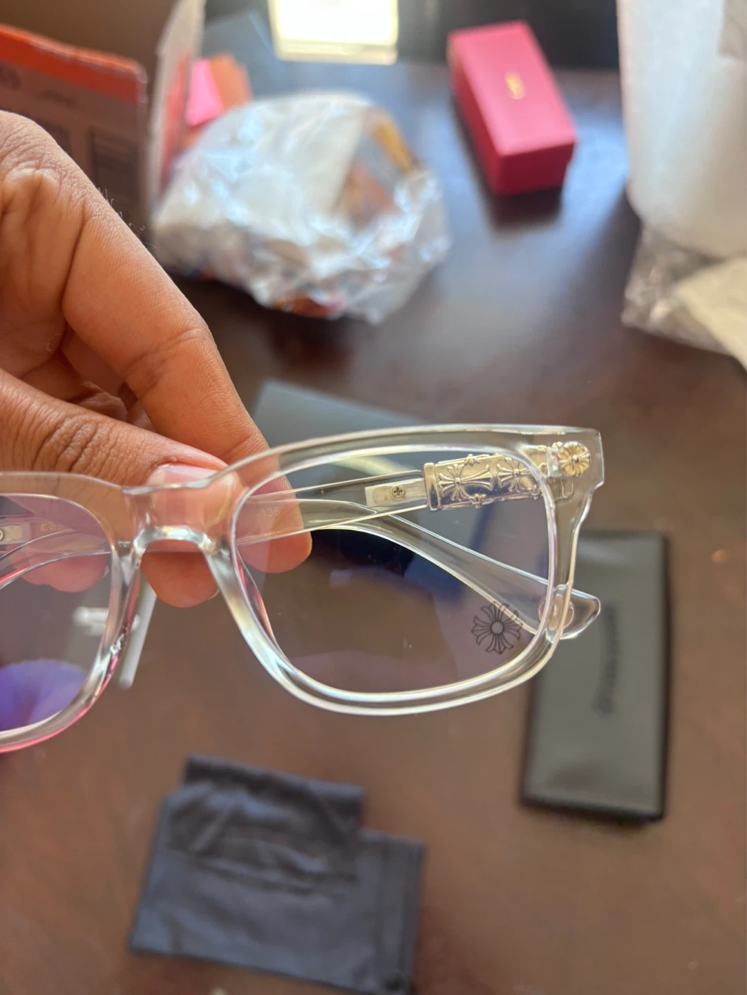 White Chrome Heart Glasses - photo 2