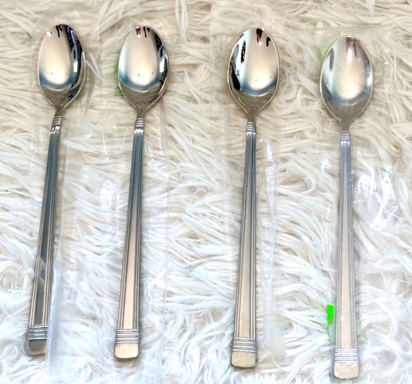 Oneida Tall-Stirring-Iced Tea or Dessert Spoon. Set of 4 New