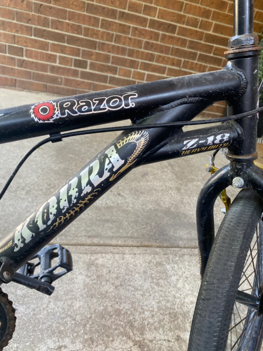 Razor KORRA Z-18 BMX Bike - photo 3