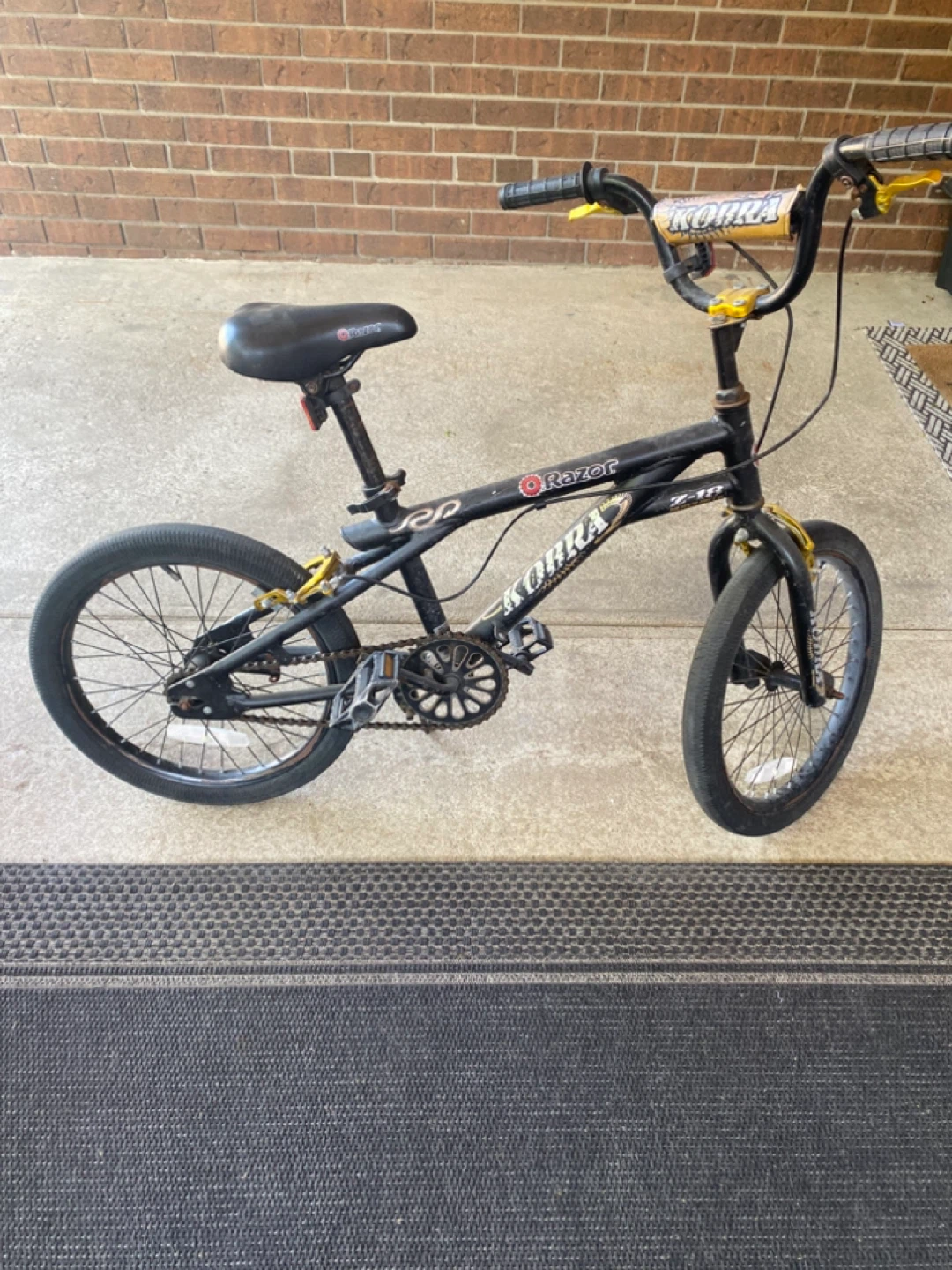 Razor KORRA Z-18 BMX Bike