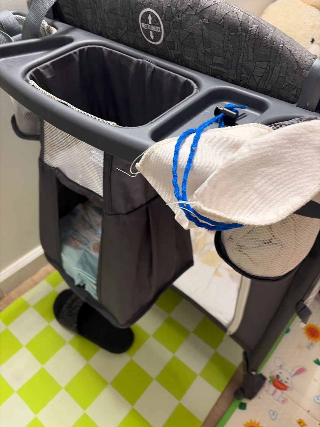 Playpen - photo 2