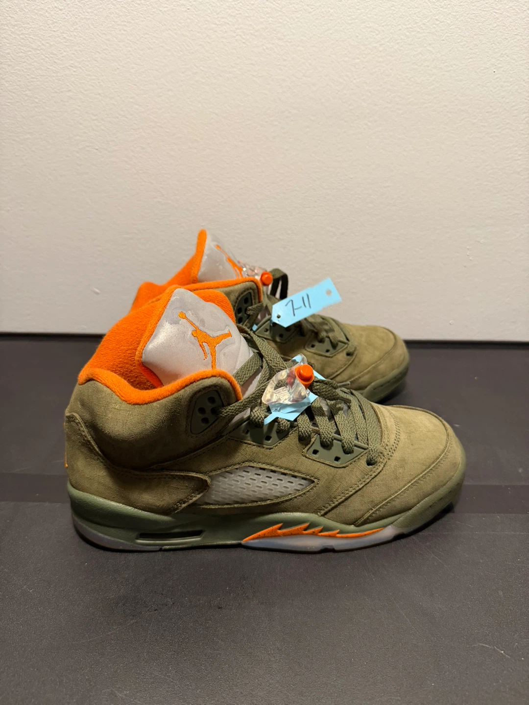 Air Jordan 5 Retro “Olive”– Grade School Size 7Y - photo 3