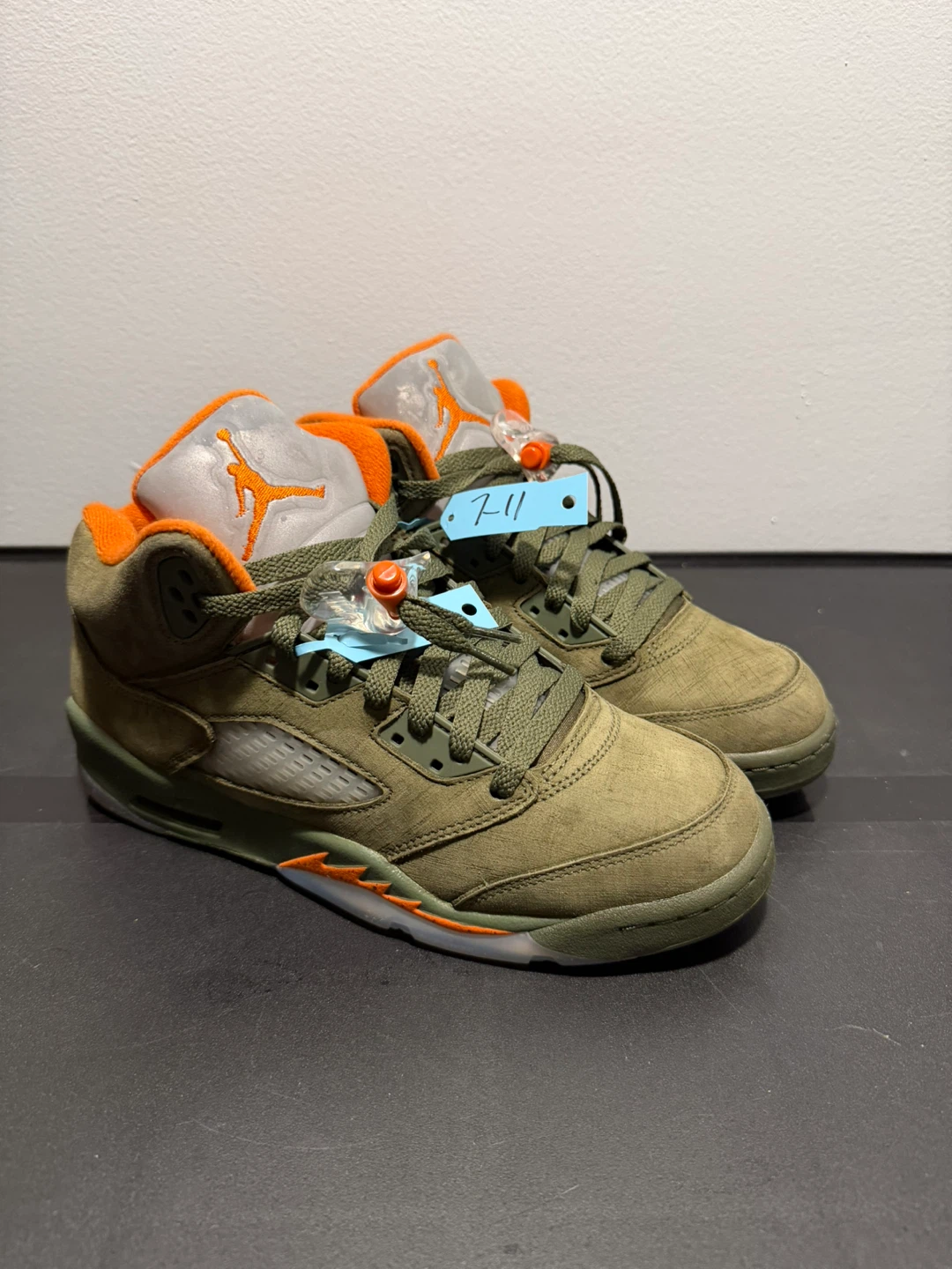 Air Jordan 5 Retro “Olive”– Grade School Size 7Y - photo 2