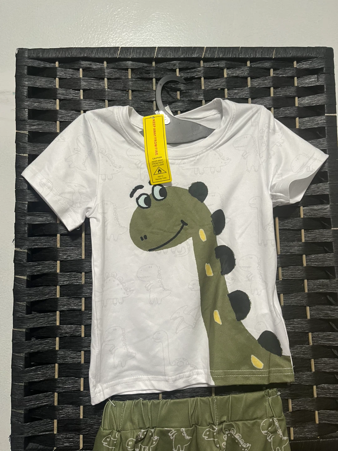 Kids Dinosaur T-Shirt and Shorts Set - photo 3