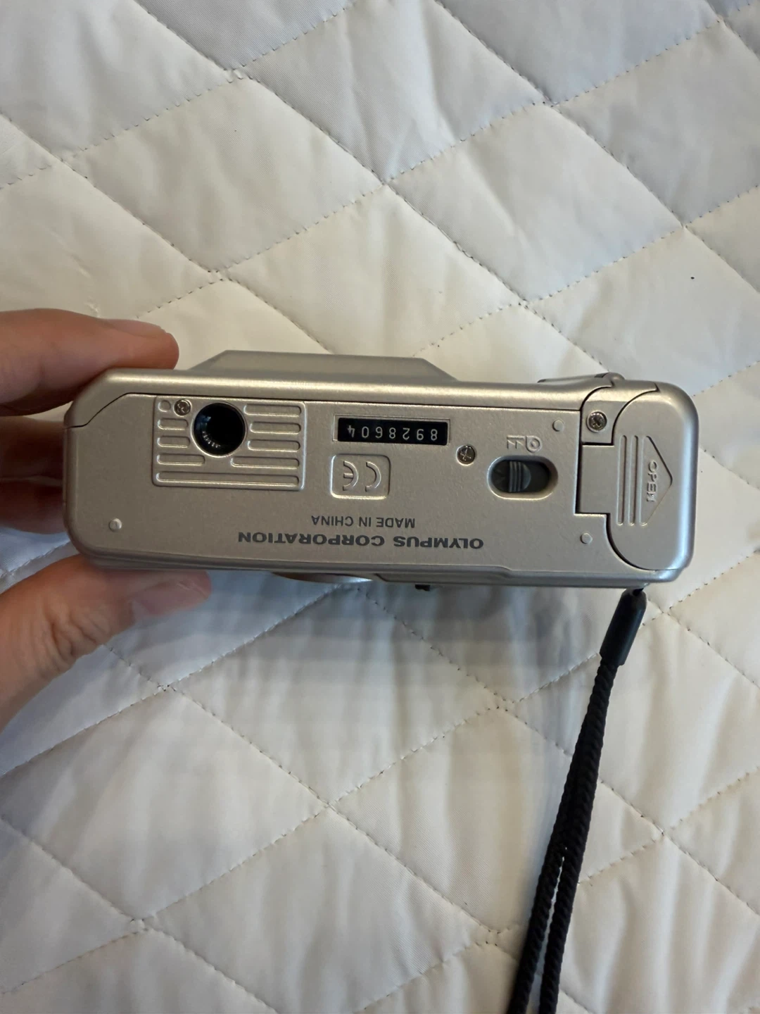 Olympus Trip AF 50 Quartzdate Camera - photo 3
