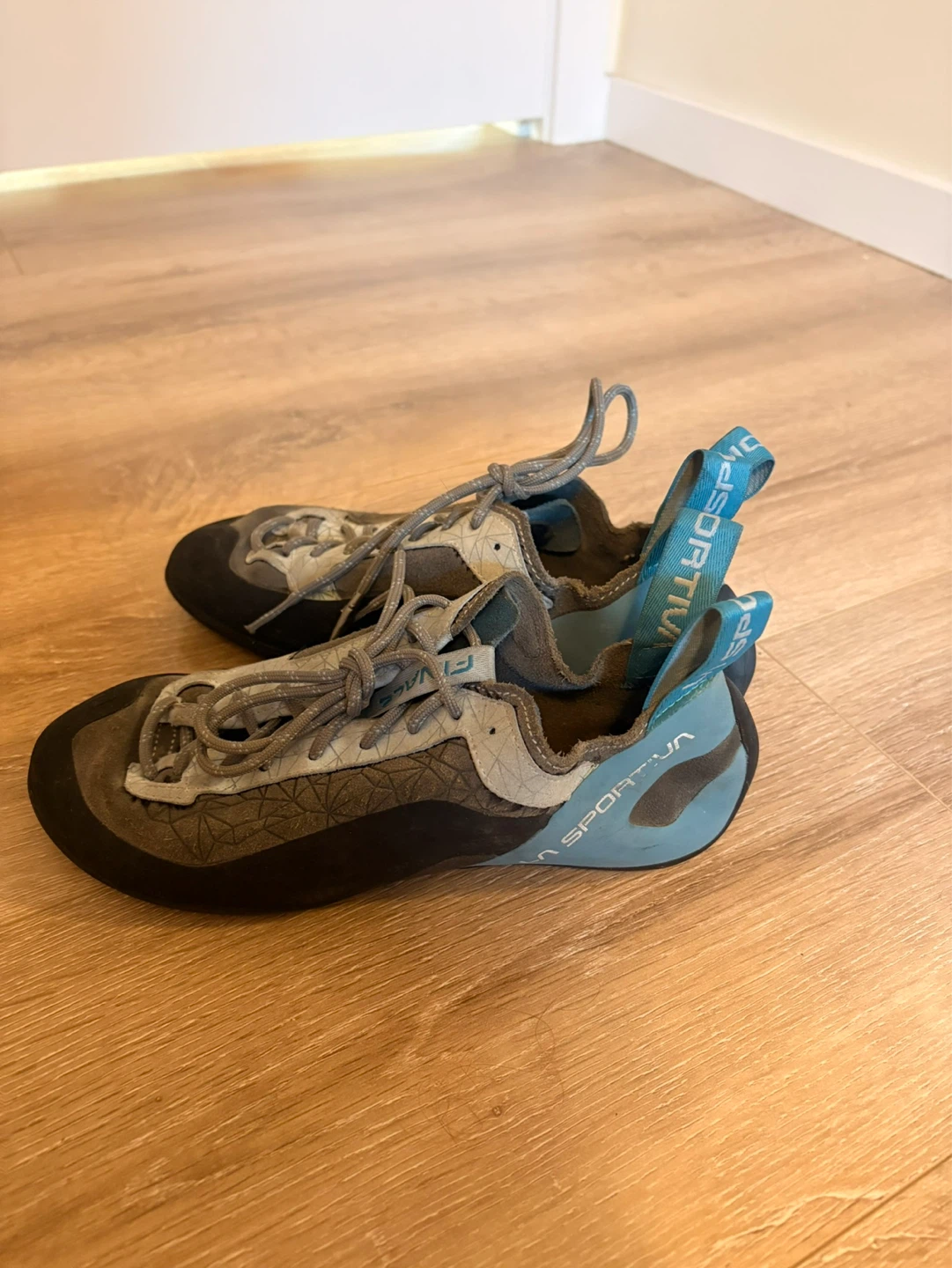 La Sportiva Finale Woman Climbing Shoes - photo 2