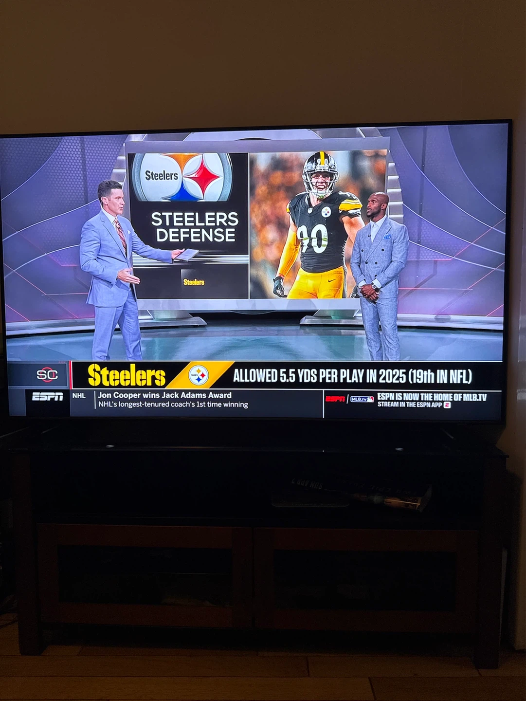 Samsung 70-inch tv - photo 2