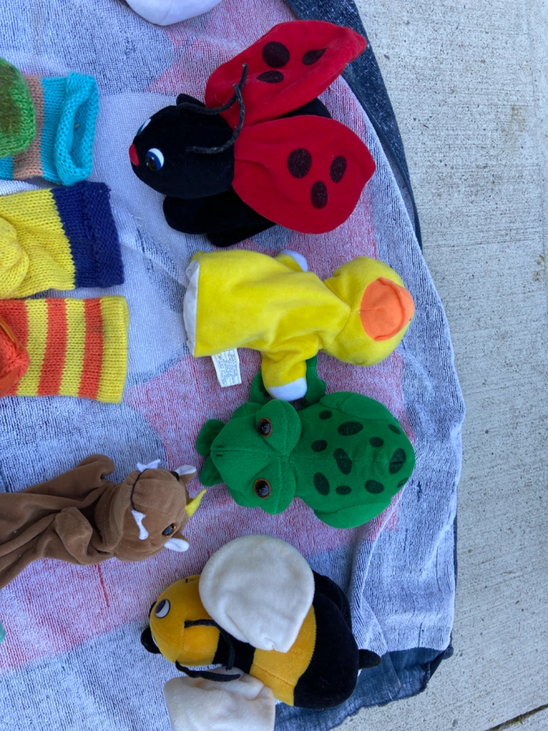 Collection of Hand and  Finger Puppets - photo 4