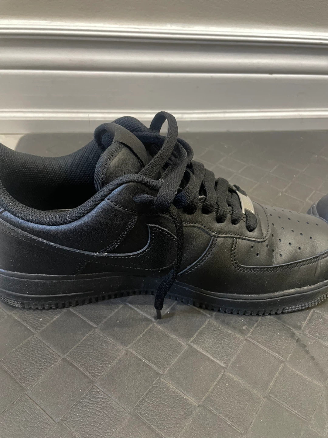 Nike Air Force 1 Low Black Leather Sneakers - photo 3