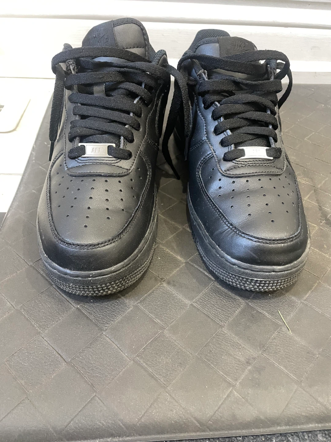 Nike Air Force 1 Low Black Leather Sneakers - photo 5