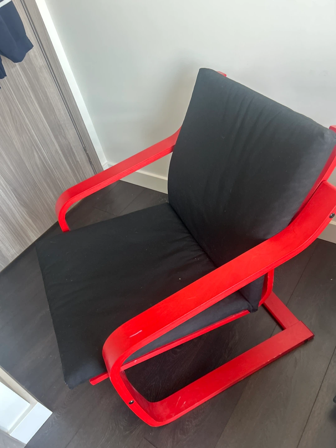 Armchair ikea red  with Black Cushion - photo 4