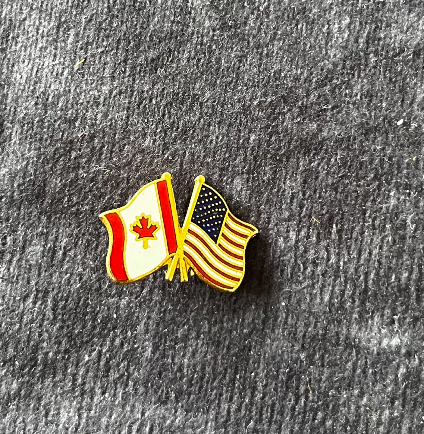 Canadian and American Flag Enamel Lapel Pin - photo 3