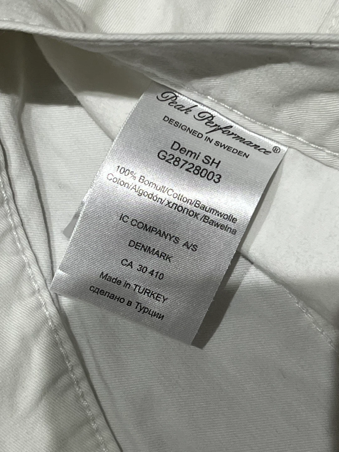 Peak Performance White Shorts Size 29 - photo 4
