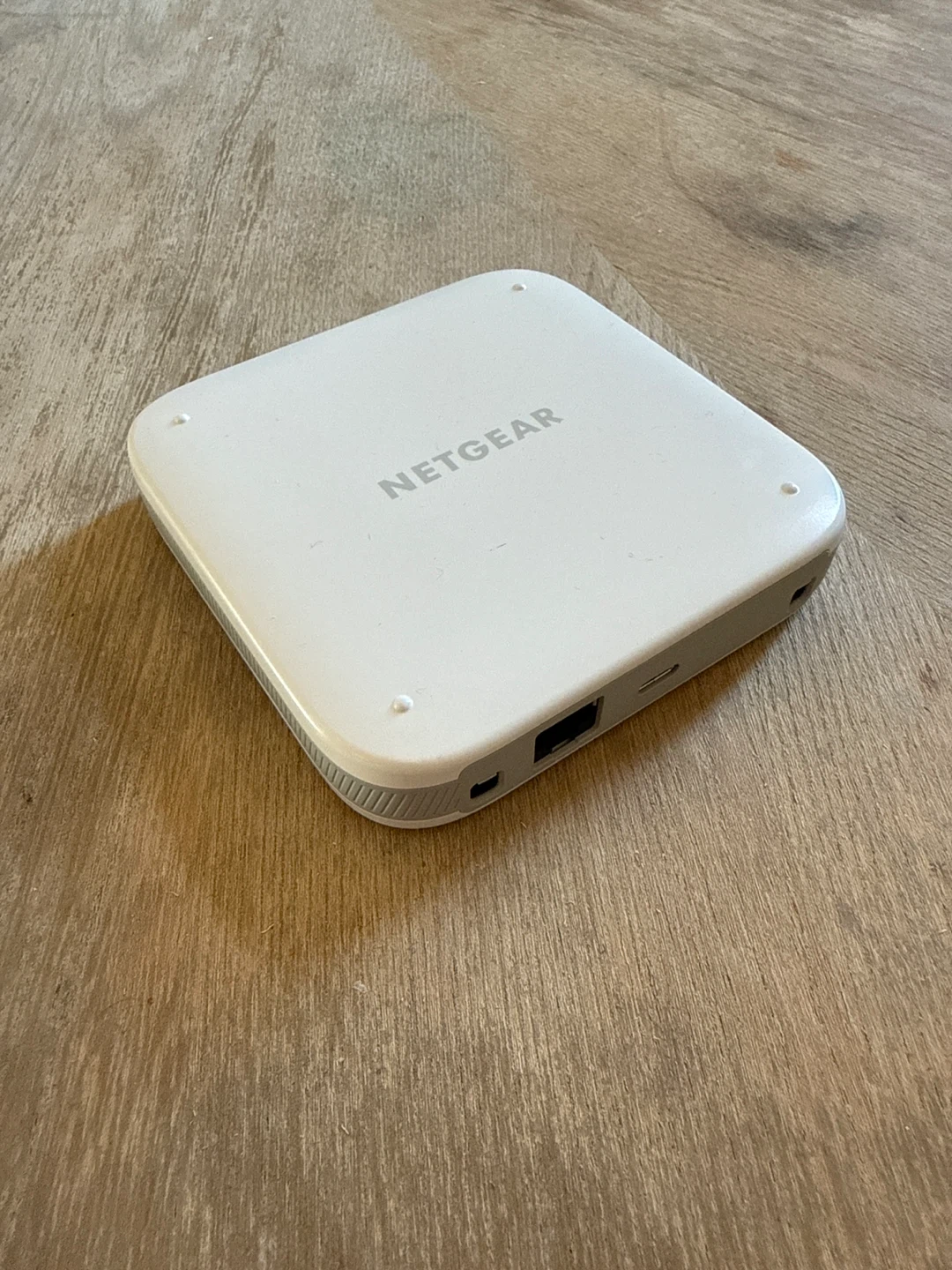 NETGEAR Nighthawk M6110 Mobile Router - photo 2