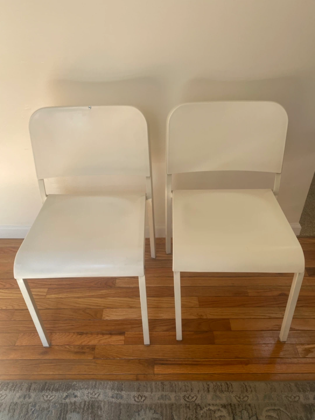 White Modern Chairs (Set of 2)