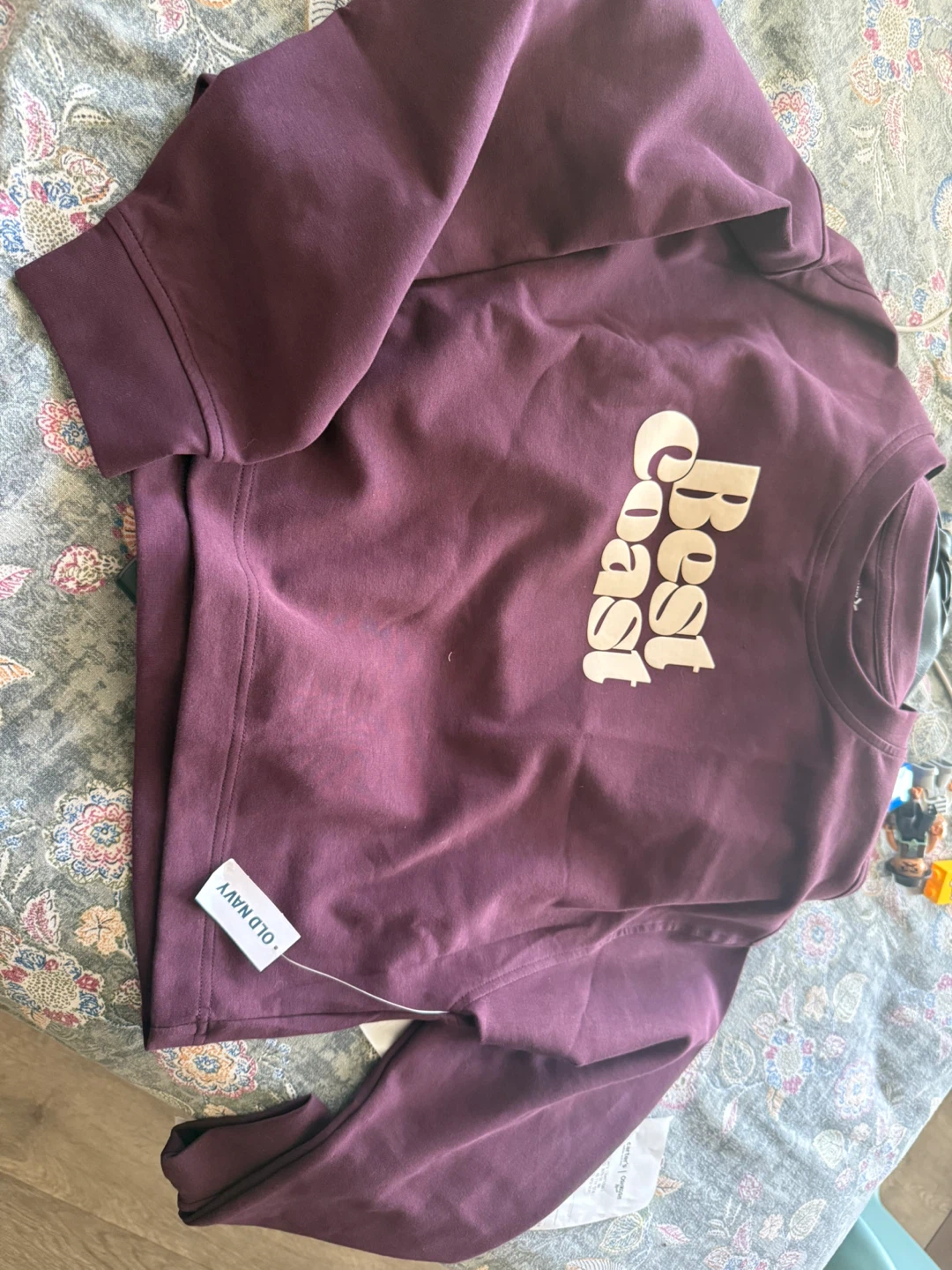 Old Navy "Best Coast" Crewneck Sweatshirt - Burgundy - Size L