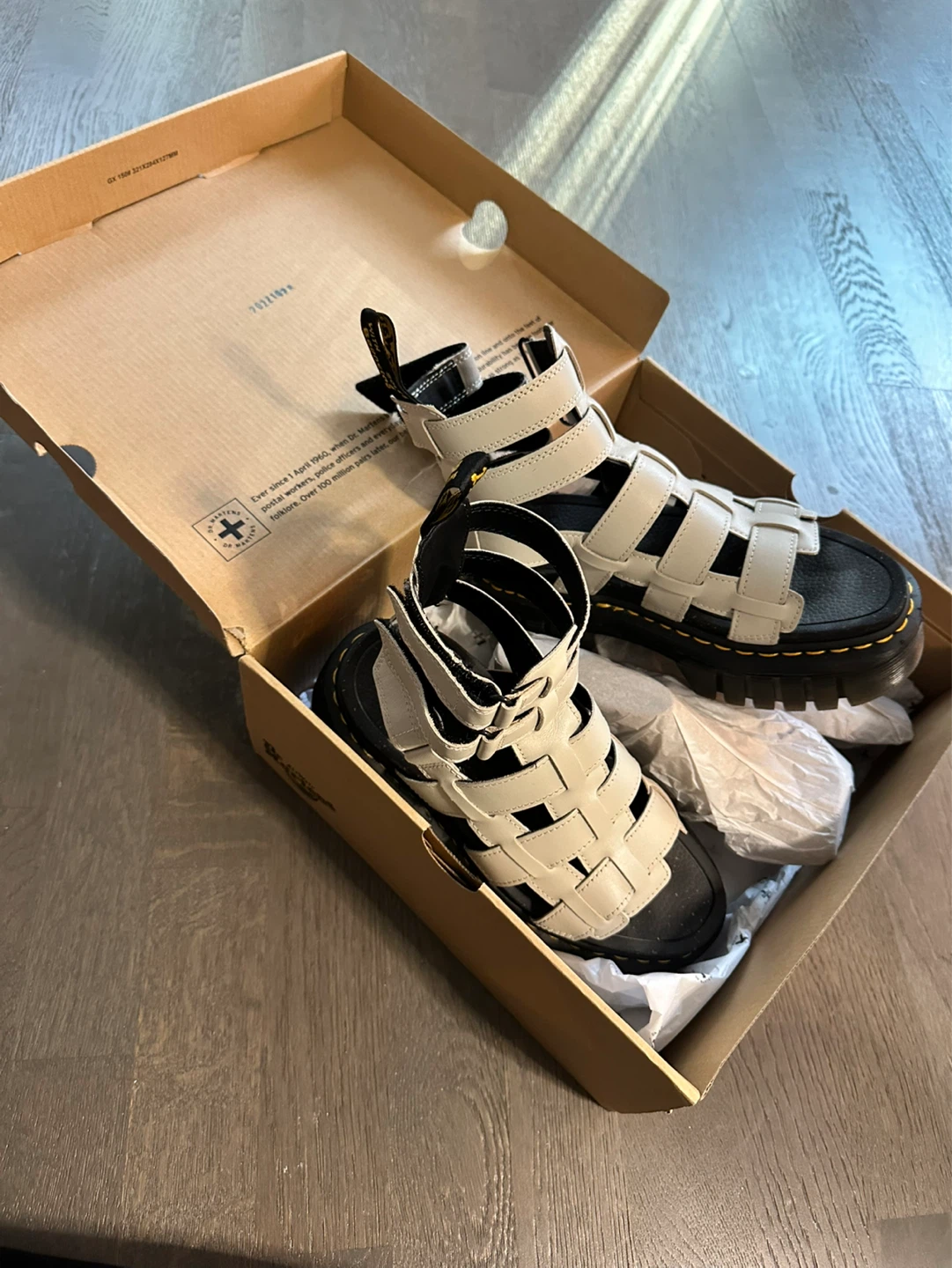 🆕Dr. Martens Ricki Nappa Lux Platform Gladiator Sandals - photo 4