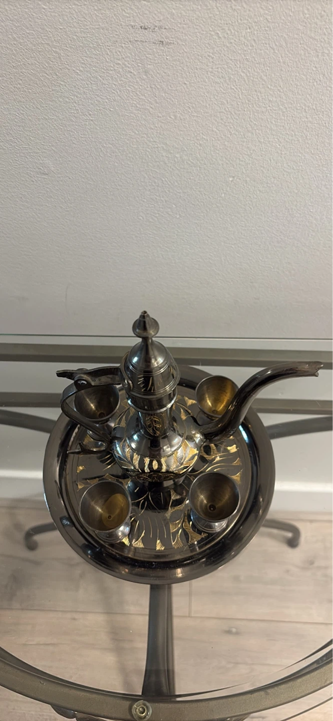 Dallah Coffee Pot with 4 Cups and Tray - photo 2