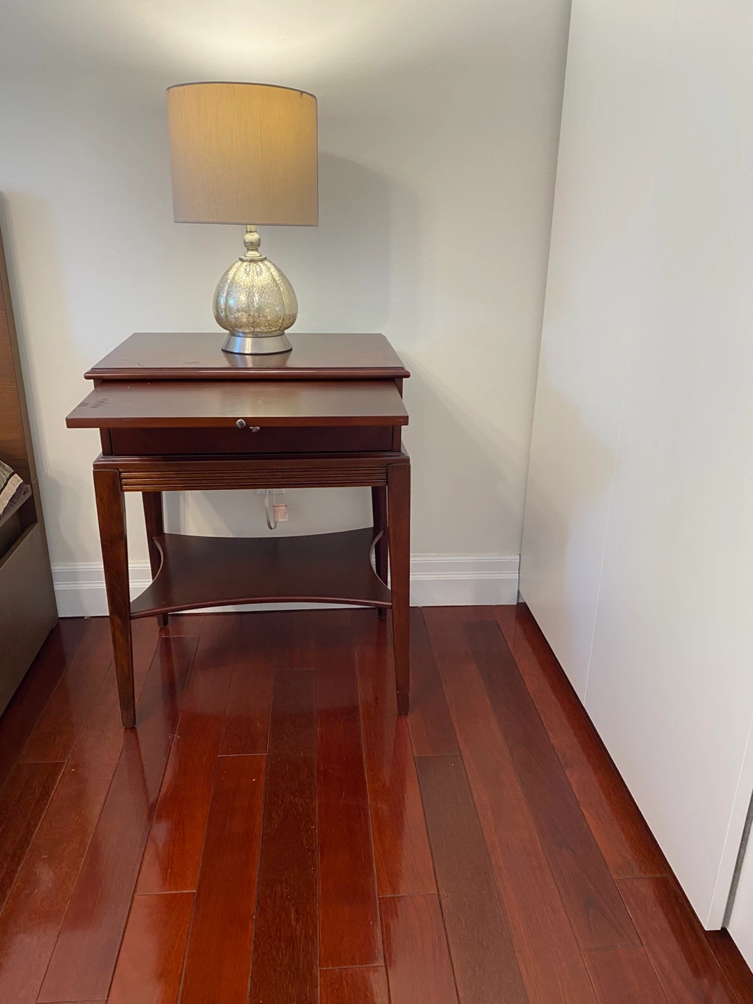 Solid Wood End Tables with Pull-Out Serving Tray – Set of 2 - photo 2