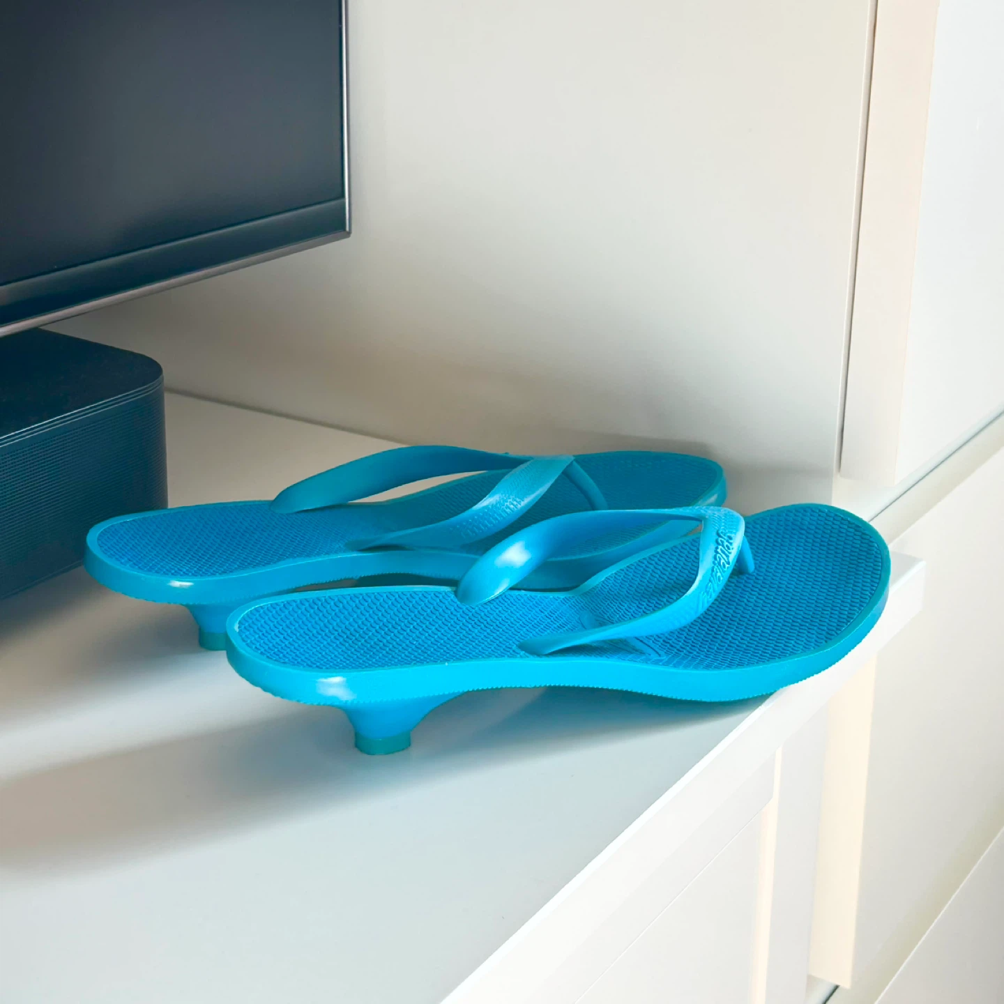 Havaianas Blue Flip Flop Heels - photo 4