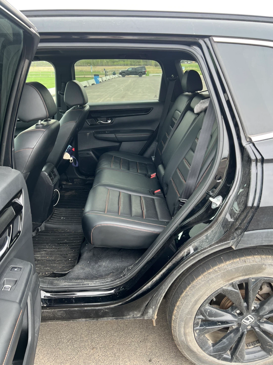 2023 Honda CRV Hybrid Touring - photo 5