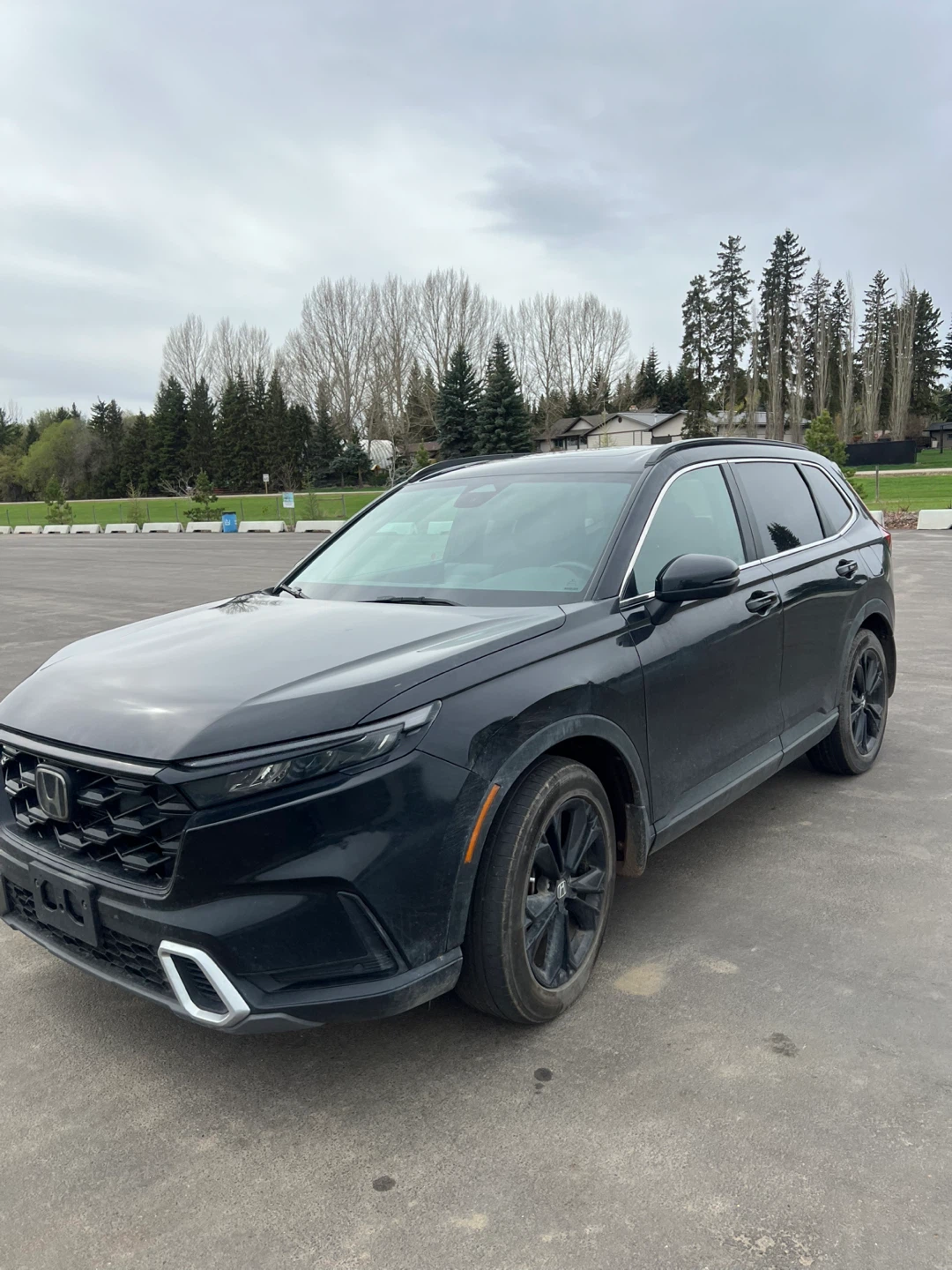 2023 Honda CRV Hybrid Touring - photo 2