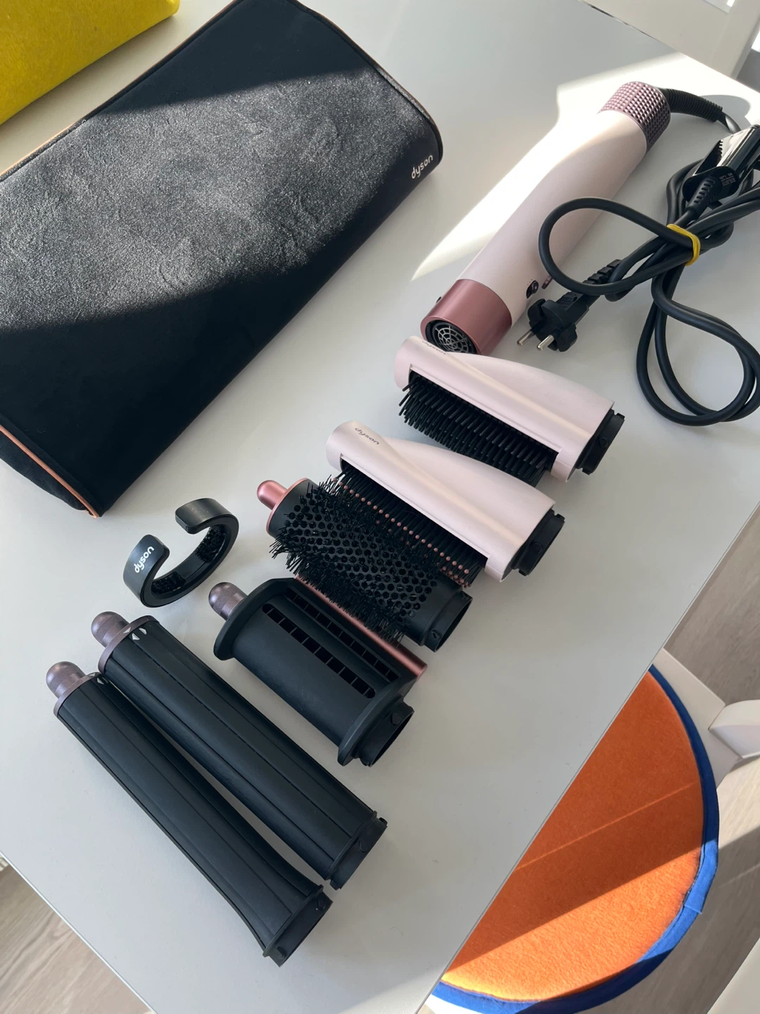 Dyson Airwrap 220V