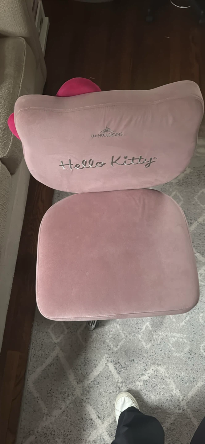 Pink Hello Kitty Office Chair - photo 5