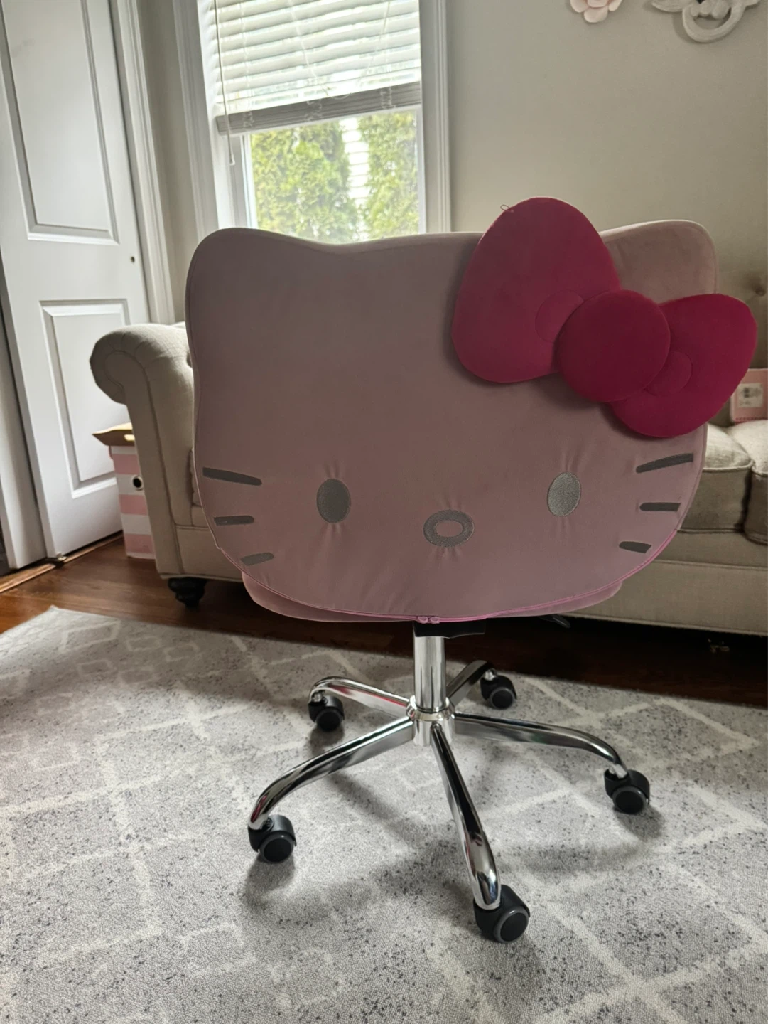 Pink Hello Kitty Office Chair - photo 2