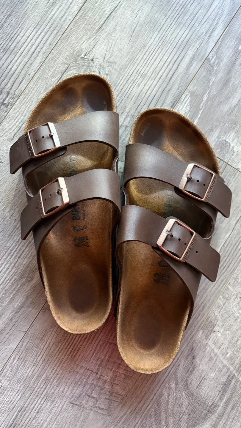 Birkenstock Arizona Sandals - Brown - Size 42