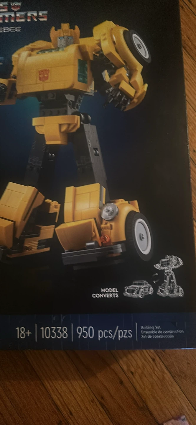 LEGO Icons Transformers Bumblebee Building Set 10338 - photo 2