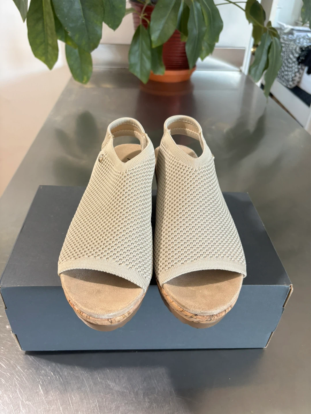 AK Anne Klein Women's Wedge Sandals, US 7.5 🥰 - photo 2