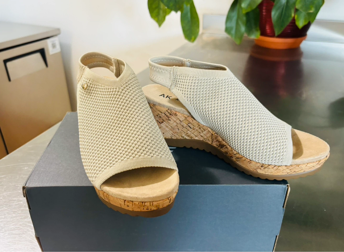 AK Anne Klein Women's Wedge Sandals, US 7.5 🥰 - photo 4