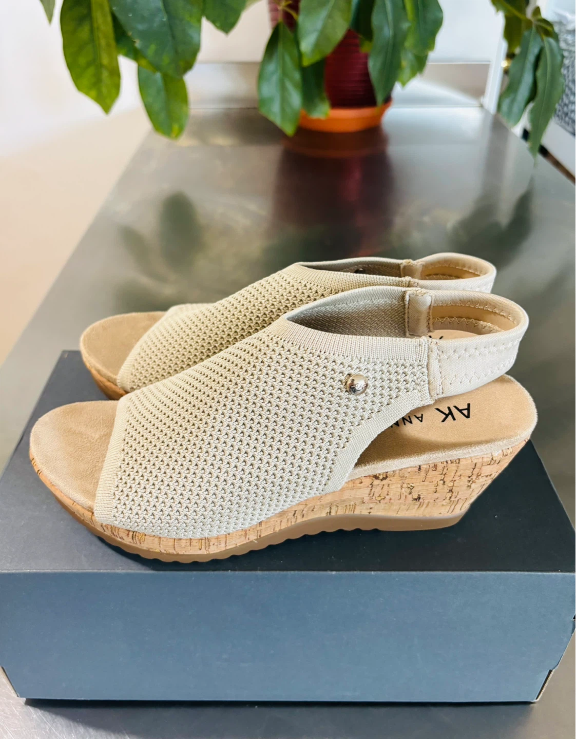 AK Anne Klein Women's Wedge Sandals, US 7.5 🥰