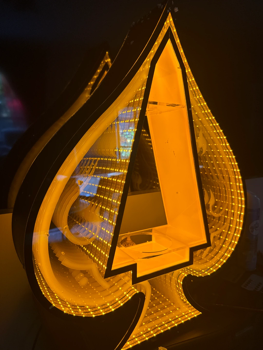 OMNIOF LED Ace of Spade Champagne Bottle Presenter - photo 3