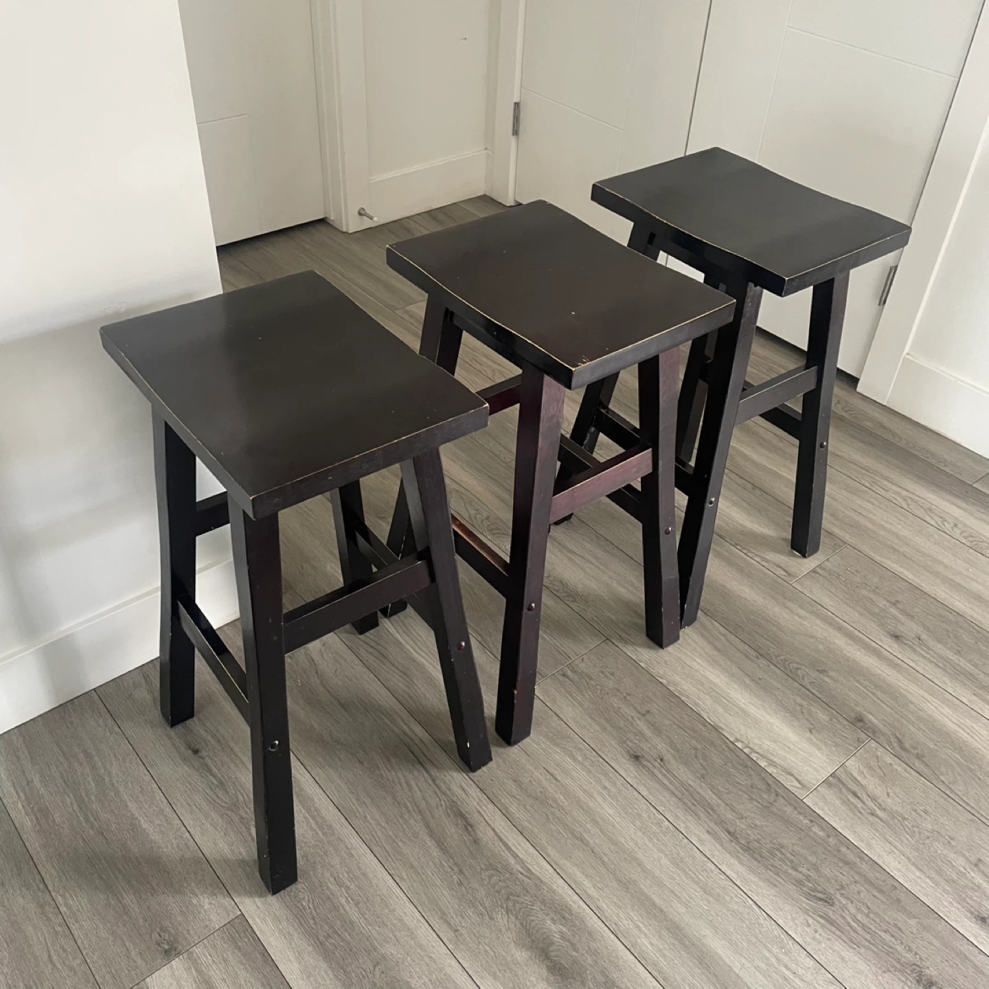 Three Bar Stools - photo 5