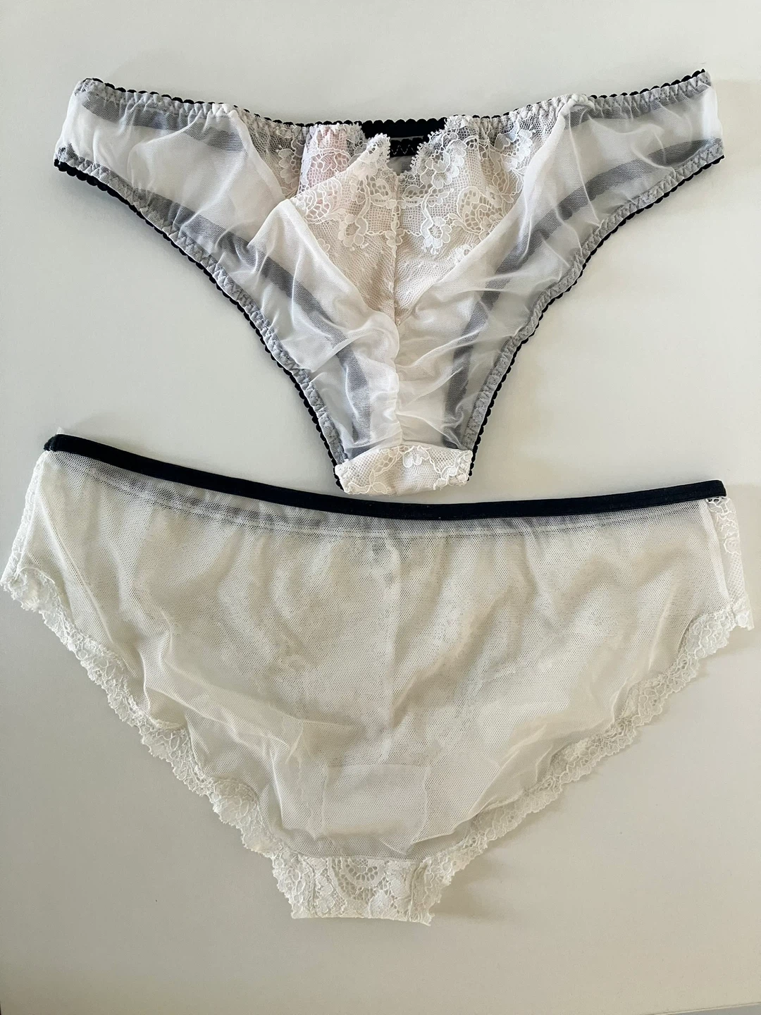 Victoria's Secret Bra & Panty Set - photo 3