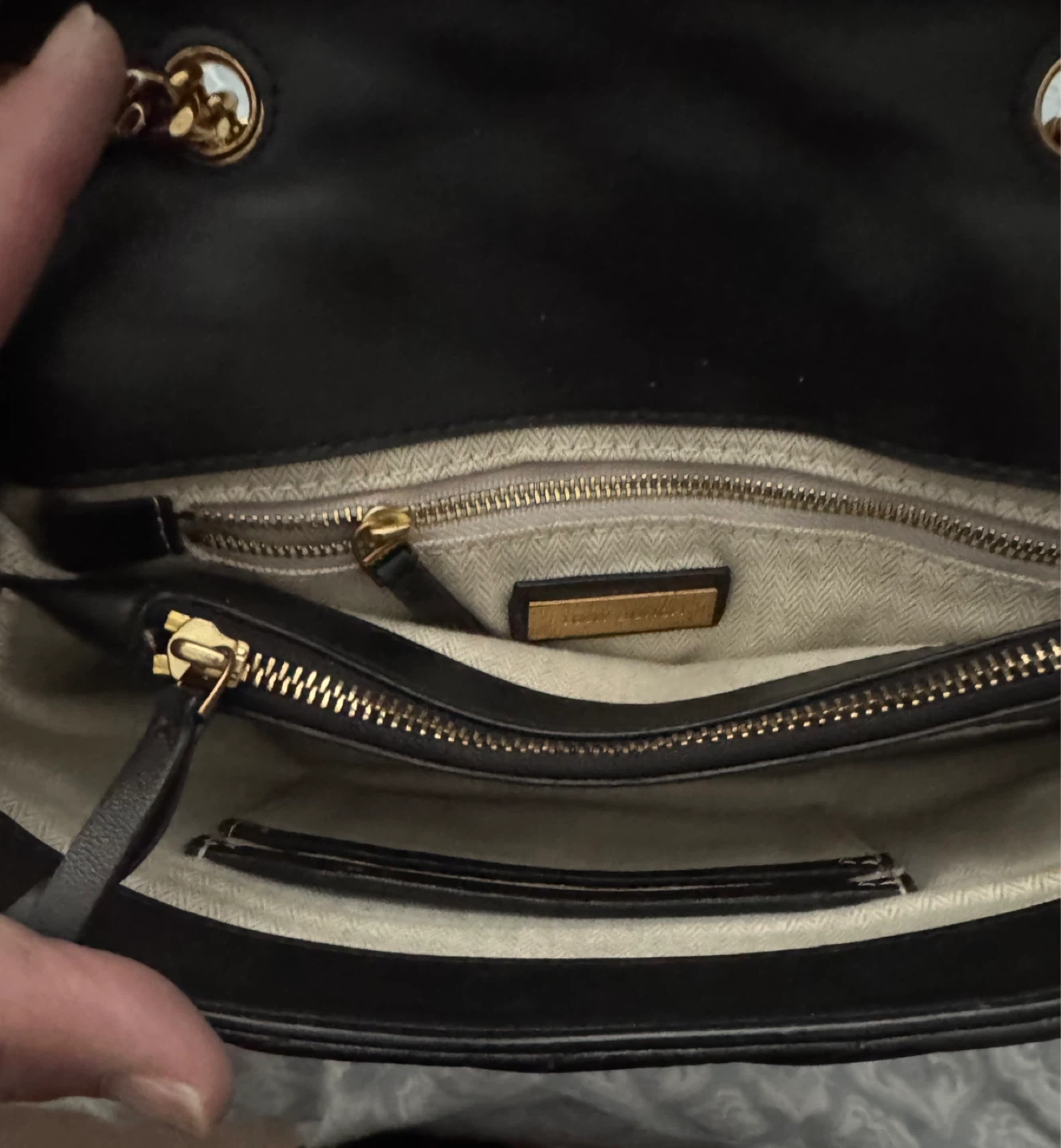 Tory Burch Black Leather Chevron Shoulder Bag - photo 4