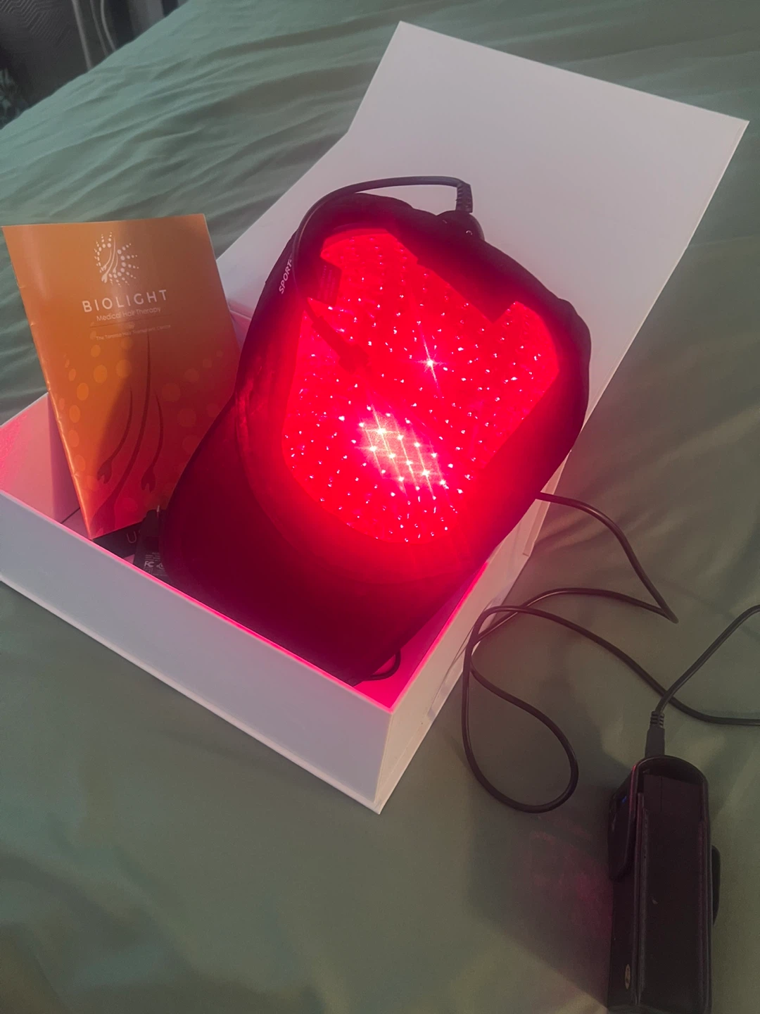 BIOLIGHT Red Light Therapy Baseball Cap