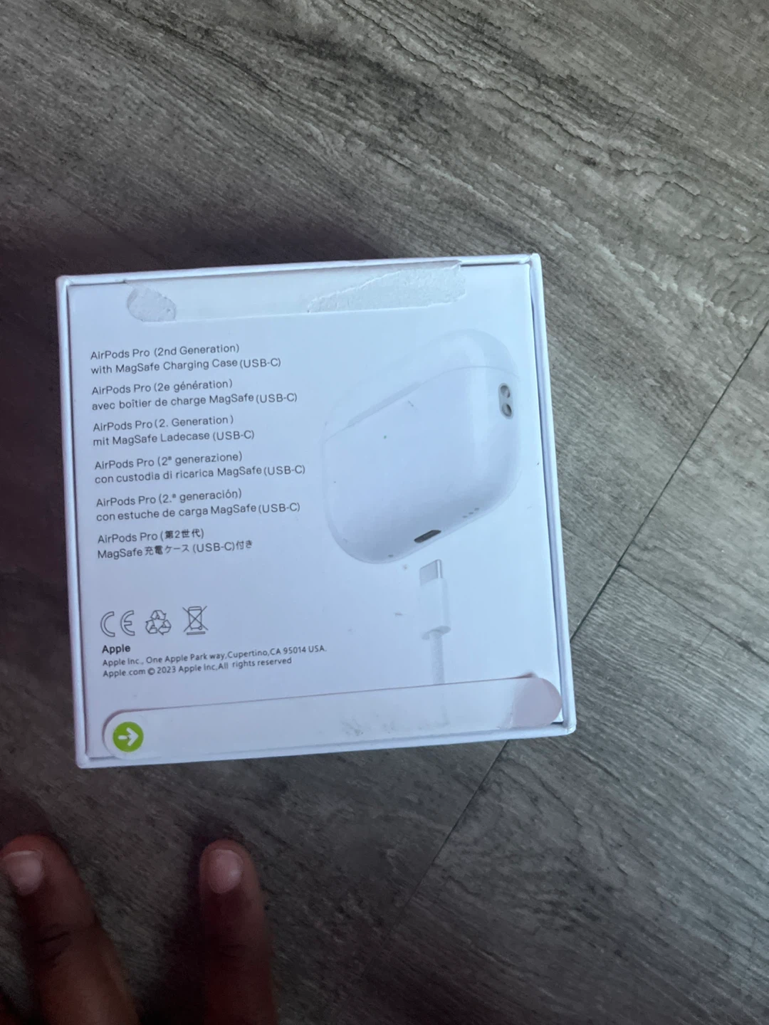 Apple AirPods Pro (2nd Gen) with MagSafe Charging Case - photo 3