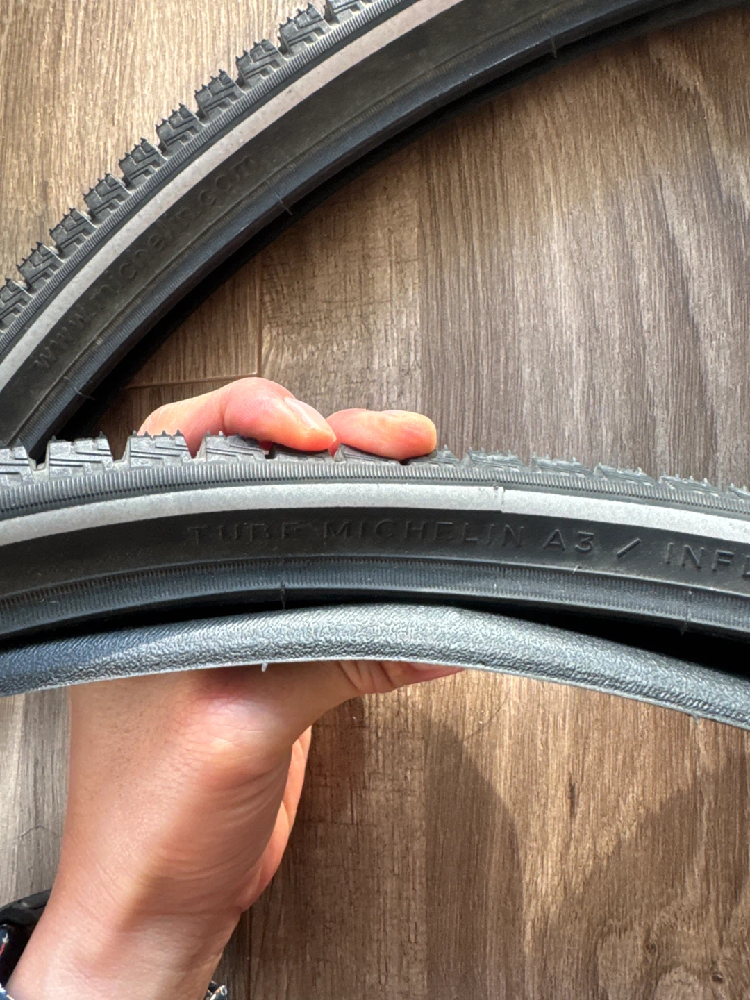 Michelin StarGrip Bicycle Tires + Bike Rim - photo 5