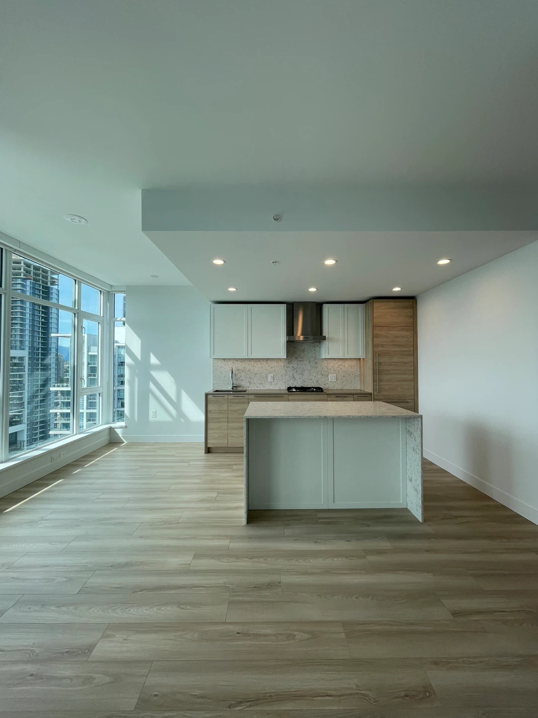 Brand new studio in Brentwood - photo 2