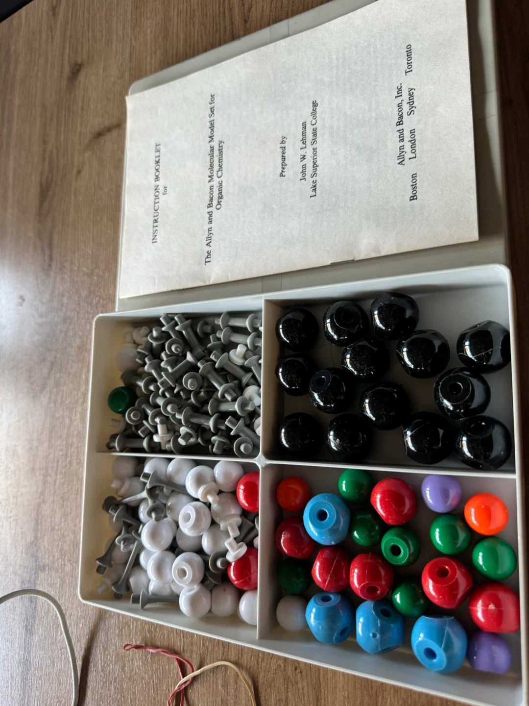 Allyn and Bacon Molecular Model Set for Organic Chemistry - photo 2