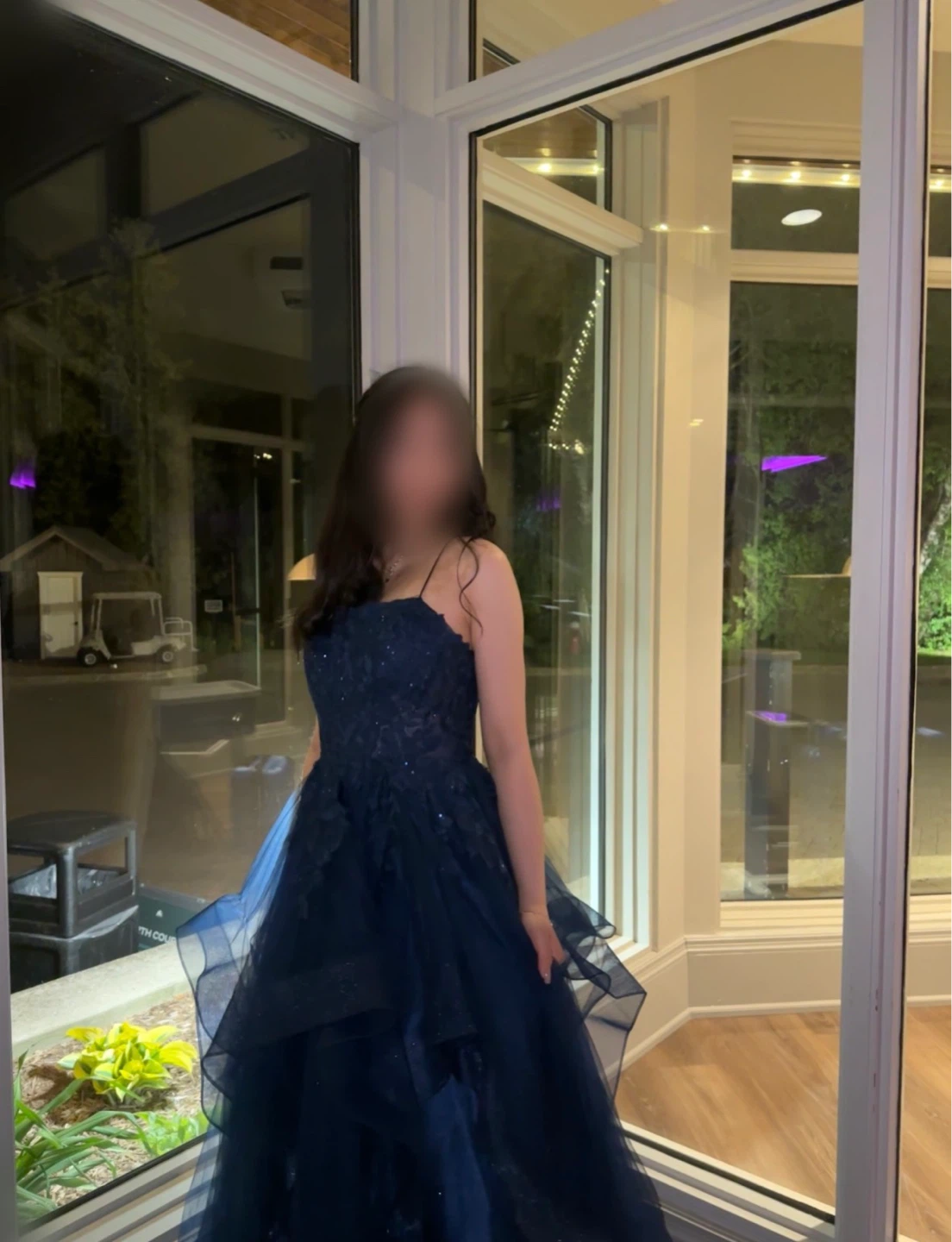 Selling prom dress! Original price $550 + tax. Selling for $360 - photo 3
